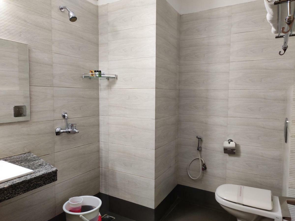 Hotel Genista Inn Ráncsí Kültér fotó